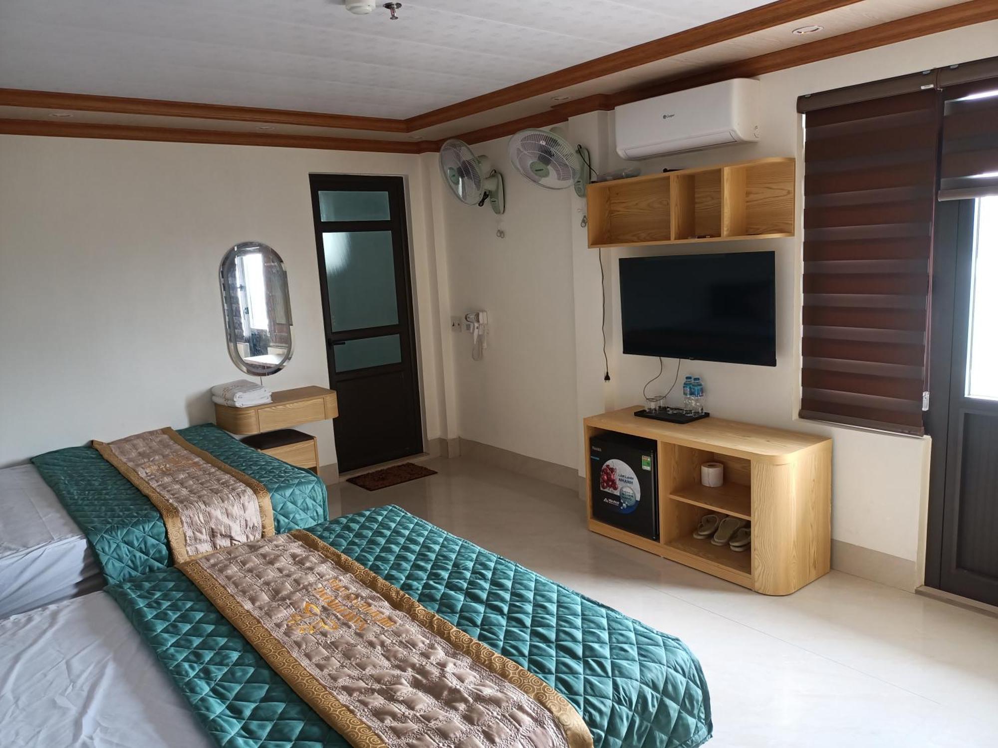 Quan Lan Nam Phong Hotel エクステリア 写真
